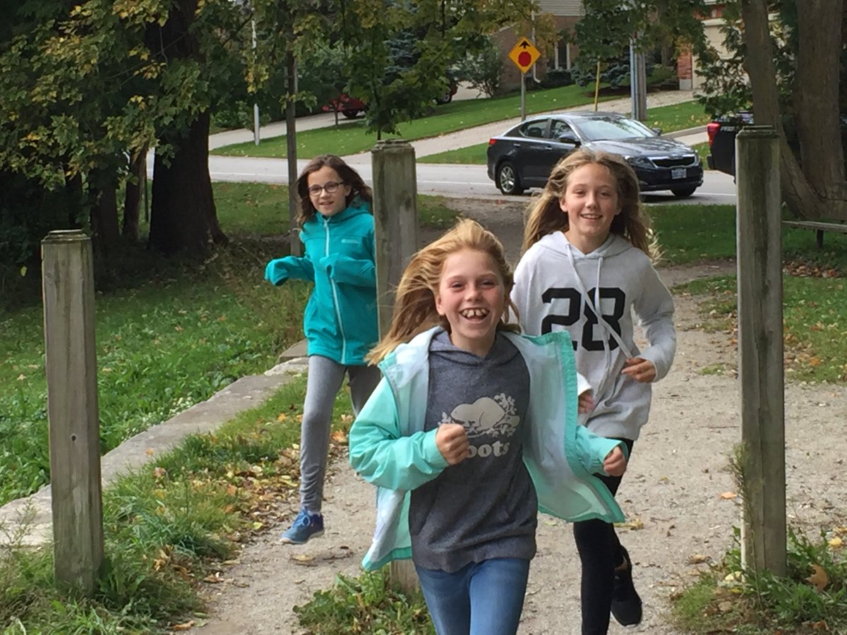 StDavidWildcats's tweet photo. More pics of our awesome intermediate Wildcats as they ran the Mill Pond! #ourowncrosscountry #runwildcatsrun #stdavidwildcats #enjoyingnature https://t.co/duJLxlHMdK