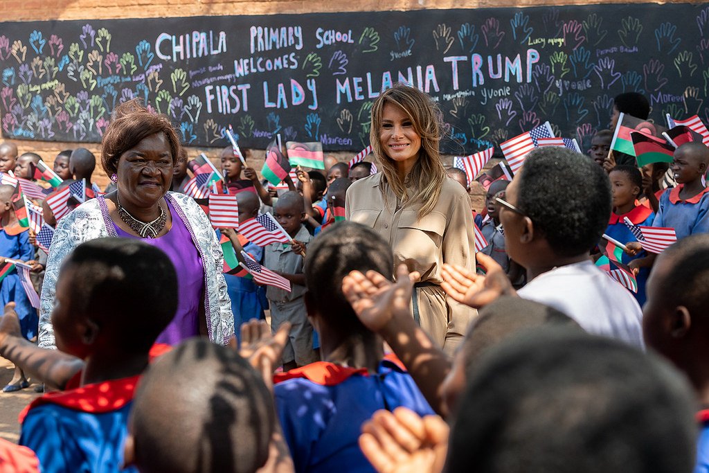 First Lady Melania Trump, alongside Maureen Masi, Head Teacher of Chipala Primary School, observes children learning the English and Chichewa languages Thursday, Oct. 4, 2018, at the Chipala Primary School in Lilongwe, Malawi. (Official White House Photo by Andrea Hanks)