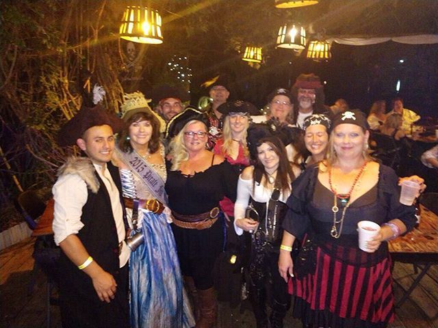 oceanfronttybee's tweet photo. The OFC crew ✌️kickin' off Pirate's Fest last night at the 2018 Buccaneer Ball! Arghh!@crabshacktybee #piratesfest #pirateslifeforme #tybeeisland.
.
.
.
.
.
 #event #visittybee #visitsavannah #islandlife #costume #party https://t.co/SGknRdhVaV https://t.co/mfJsxbrySq
