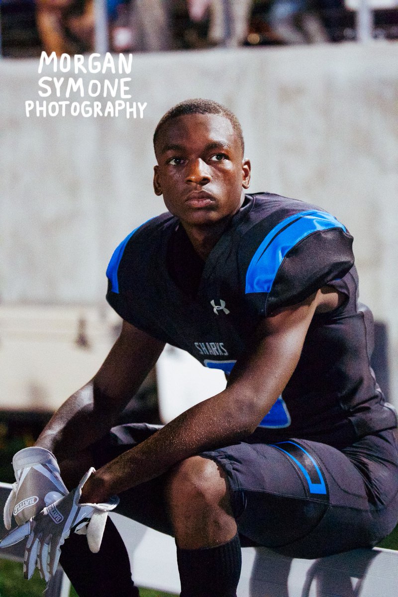 morgansymonepic's tweet photo. @SCSharkFootball 
shadow creek hs football.
9.28.18.
photos by morgan symone. https://t.co/SIuiBqpgew