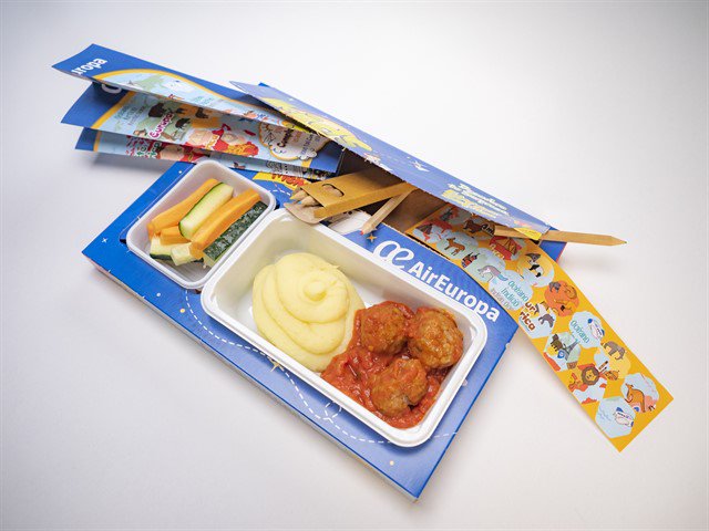 A partir de ahora los niños podrán #aprender #inglés gratis mientras vuelan con la compañía <a href="/AirEuropa/">Air Europa</a>  ¡Una iniciativa fantástica! Noticia de <a href="/EPturismo/">EP Turismo</a> #aprendeinglesconfindyx #estudiaconfindyx bit.ly/2p1he2U