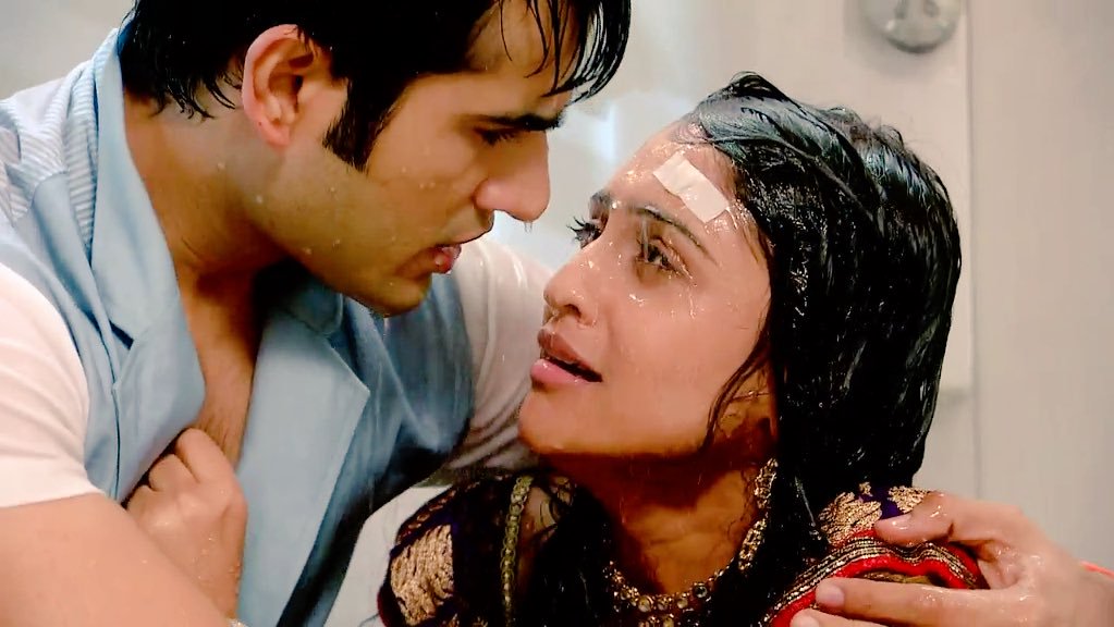 deeps_v__'s tweet image. "In sickness and good health , in every sadness and pain , we grew out stronger than before. "

@karantacker @krystledsouza 
#7YearsOfVirikaMagic