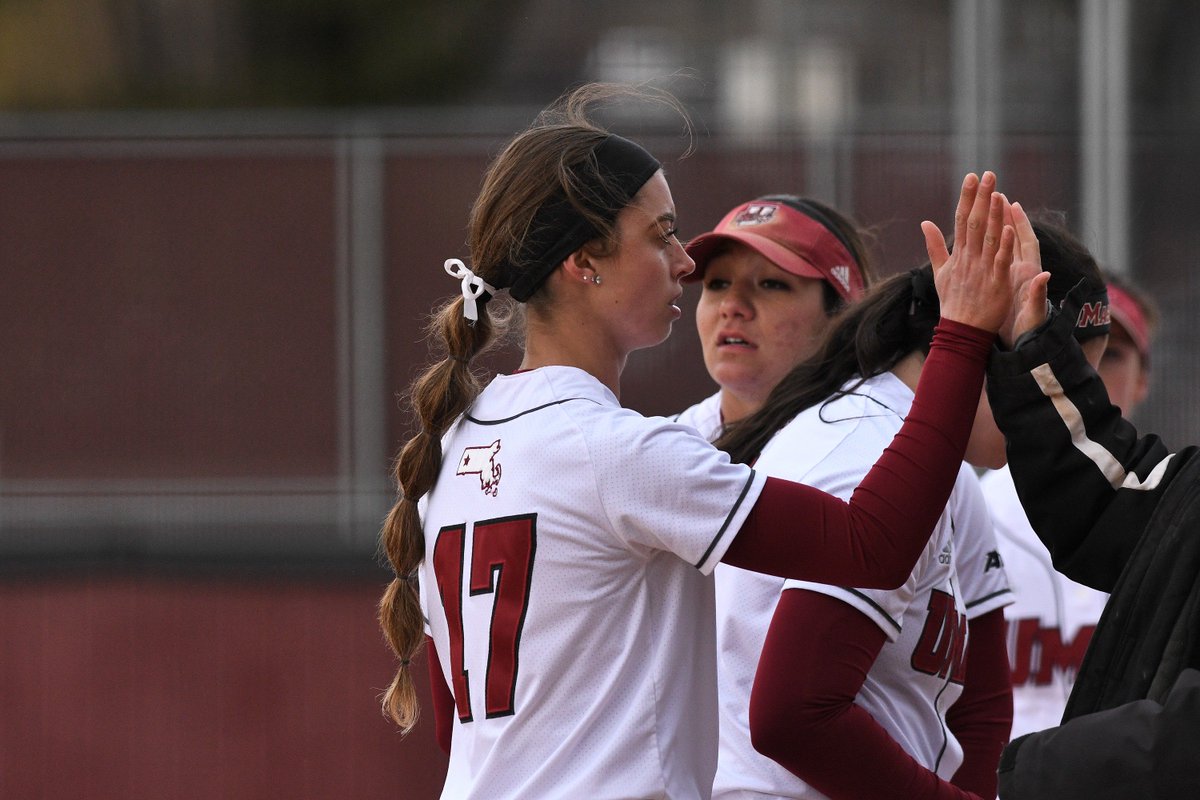 UMassAthletics's tweet photo. This #FridayFeature covers @UMassSoftball’s Quinn Breidenbach and her summer journey to the Republic of Haiti with YourStory International

📝 https://t.co/9k3vHzJHFx

#Flagship 🚩 https://t.co/WxDBWy4iwa