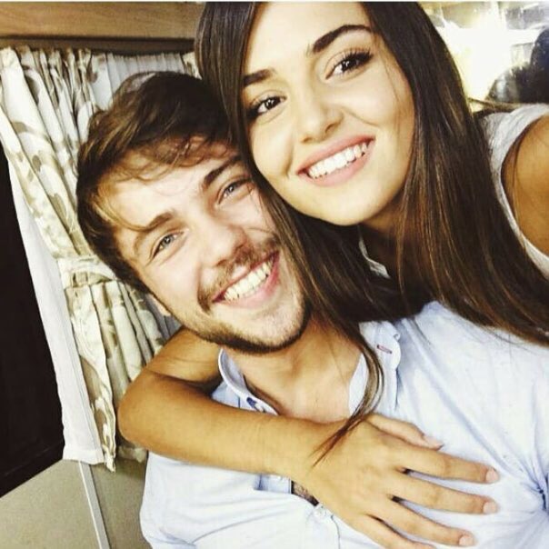 Şu fotoğrafı aklımdan çıkaramıyorum KimseDuymayacak AlSel
