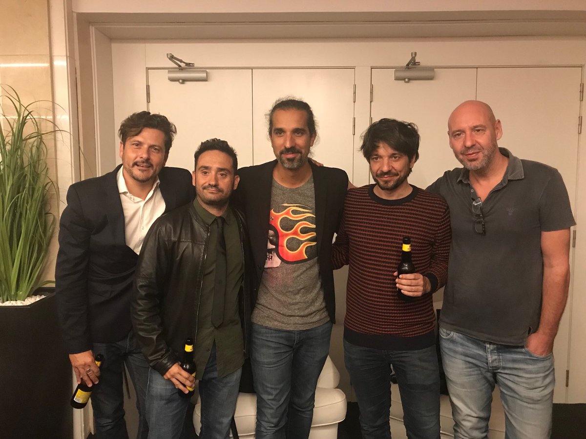 Mercedes_Gamero's tweet photo. #MarcaEspaña #CineEspañol #A Tope 💕💕💕💕⁦@FilmBayona⁩ ⁦@KikeMaillo⁩ #OriolPaulo #JaumeBalaguero #JaviRuiz https://t.co/v9nRP5O4J5