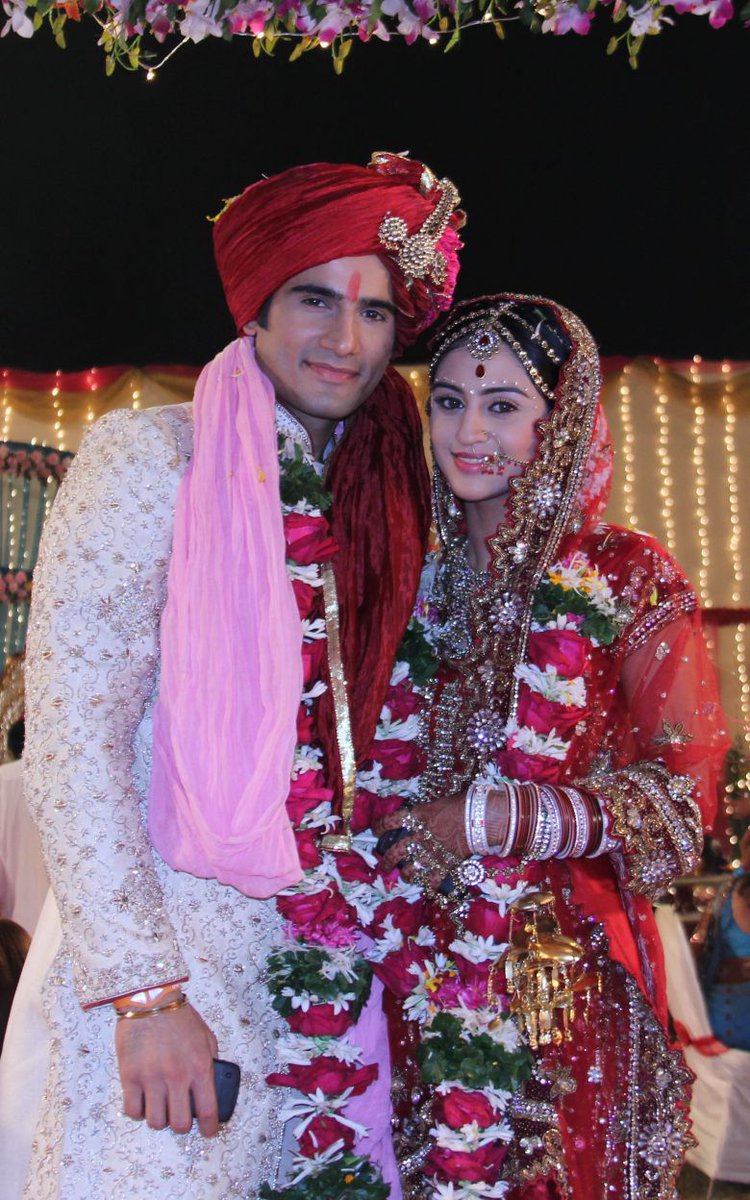 Bobby_thinks_'s tweet image. Thank you so much for playing #virika so beautifully and making me fall in love them. 
I love them and I will keep loving them till my last breath.  #kryan I'm nothing without you #7YearsOfVirikaMagic