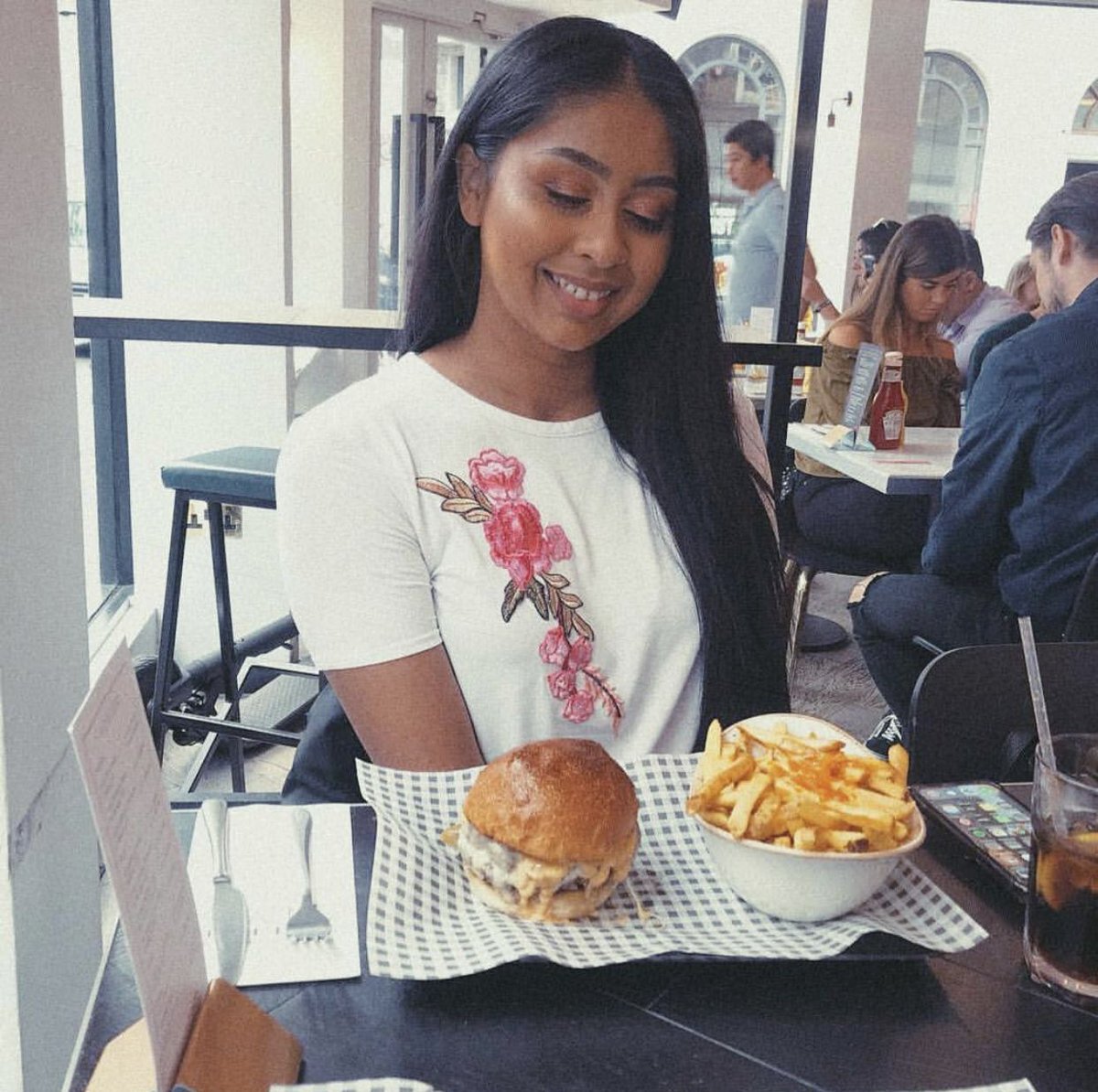 Shoutout to the fabulous @anousshkaa who came, saw and conquered our burger, cheese fries and dessert. 
Great vlog and we hope to have you back soon.