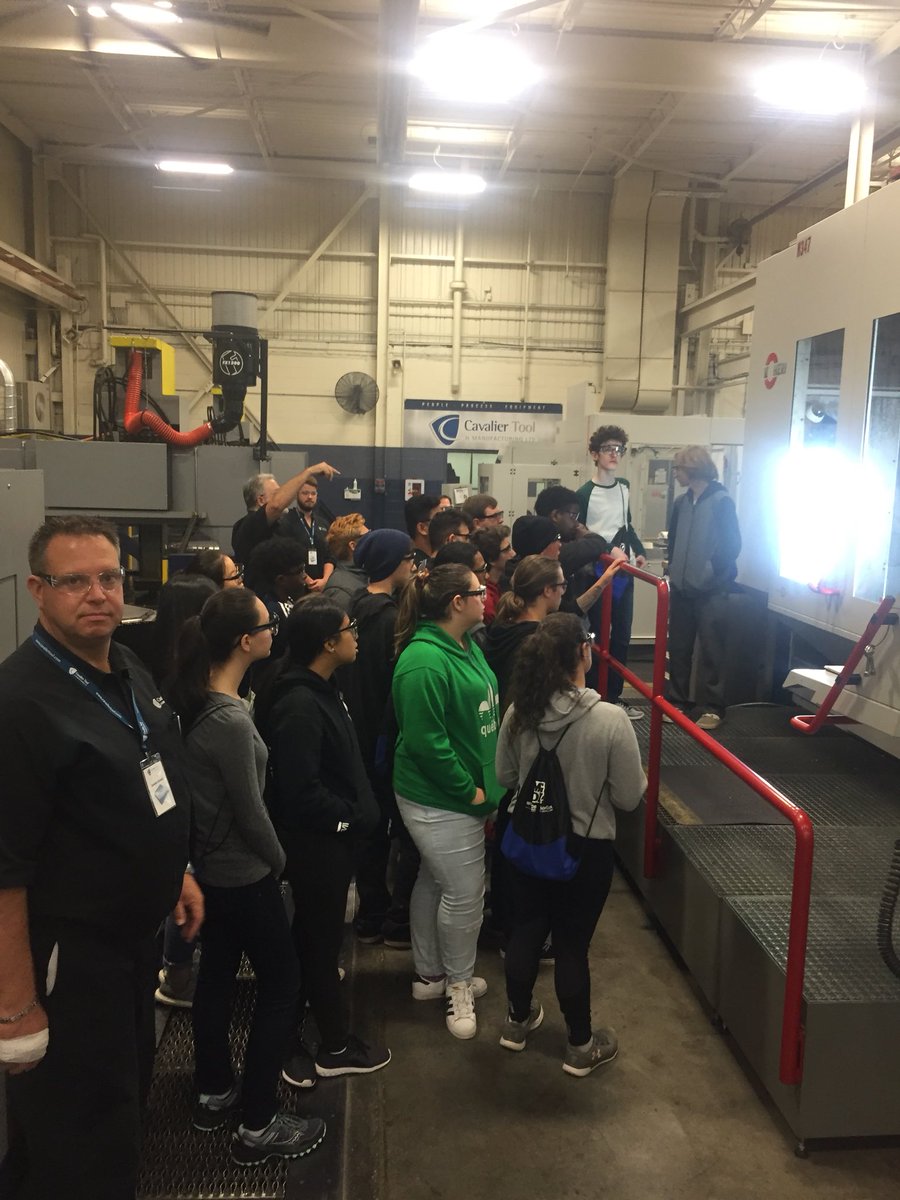 ChrisVanderPark's tweet photo. #tourdecavalier, #mfgday https://t.co/7Nskf3Gn8X