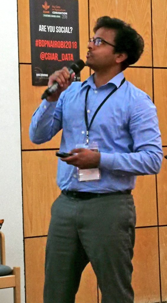 jamesplegg's tweet photo. Pitch 7. Developing a decision support system for rapid response to invasive pests of wheat, maize &amp; sorghum, from #CIMMYT &amp; #ICRISAT team. Partnering with CIPM &amp; using different data sources including social media #BDPNAIROBI2018 @ICRISAT @CIMMYT @johnagboolao1 @OlumideIDOWU https://t.co/Gxr9Gop3xb
