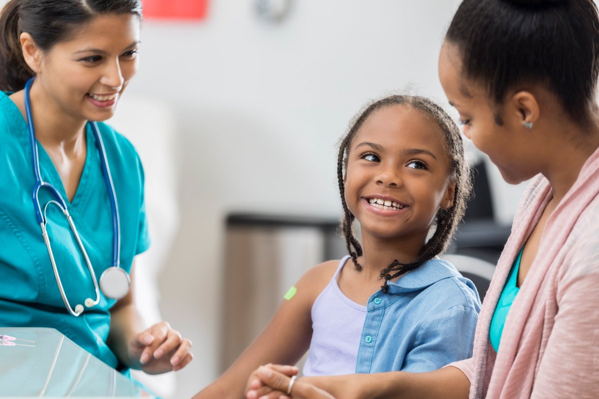 UnityHospital's tweet image. Getting a flu shot at the right time is the best way to protect yourself and your family from the flu. Learn why. bit.ly/2zOCLCk