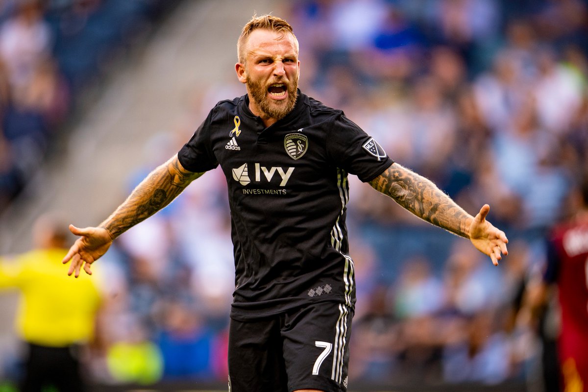 Well look what we found... 🎟️🎟️🎟️🎟️ Four tickets to a SOLD OUT #SKCvLA match? AND SHIELD CLUB PASSES?! 

RT Roarin' Johnny 🦁 for your chance to win!