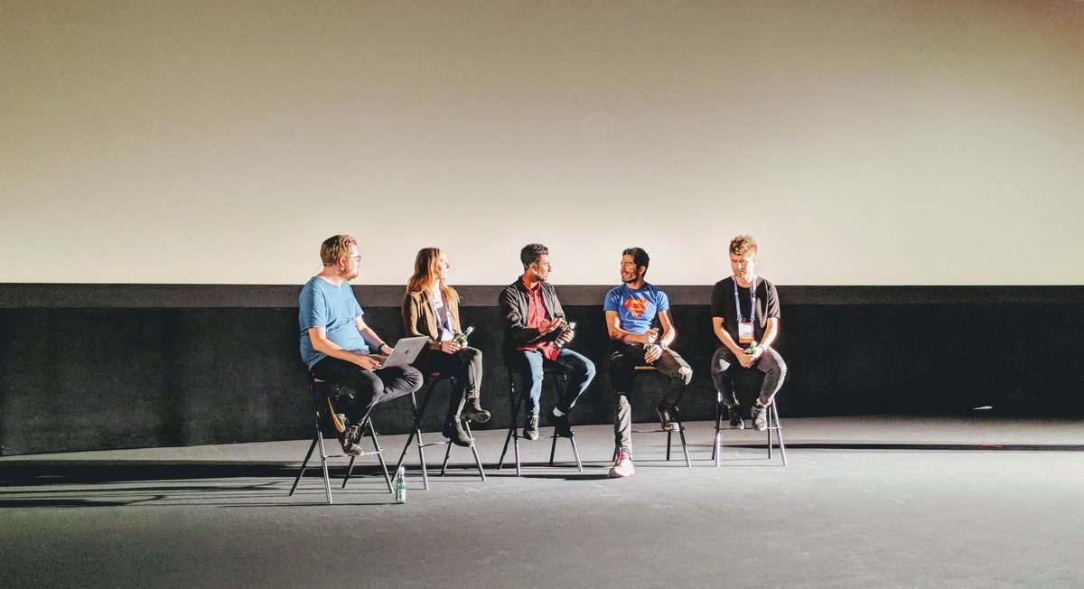 SliskiCode's tweet image. Such an inspiring talks about future of mobile. @mobiconf 2018