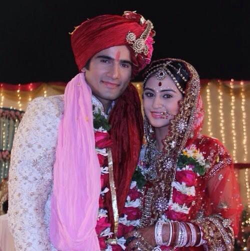 poojaagarwal268's tweet image. The day when Jeevika became Mrs. Jeevika Vadhera💑
#7YearsOfVirikaMagic