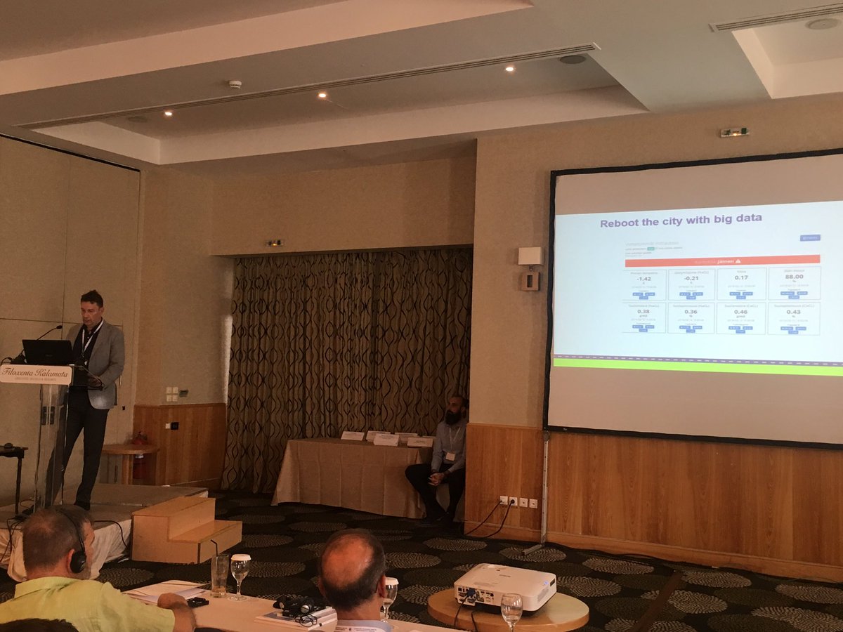 EKTgr's tweet photo. "Functional and innovative city through co-creation and digitization: the case of #Helsinki", Ilpo Laitinen (City of Helsinki) at #SmartStats4SmartCities conference https://t.co/lkP11y1ykY