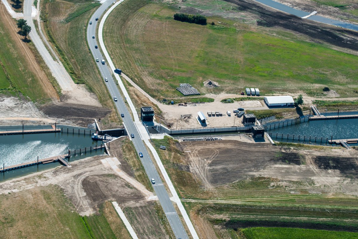 Kies jouw favo namen voor de sluizen, brug en inlaat in het Reevediep! 📝 Stemmen kan nog tot 31 oktober 2018 via deze link:
ruimtevoorderivierijsseldelta.nl/nl/inwoners-ki…