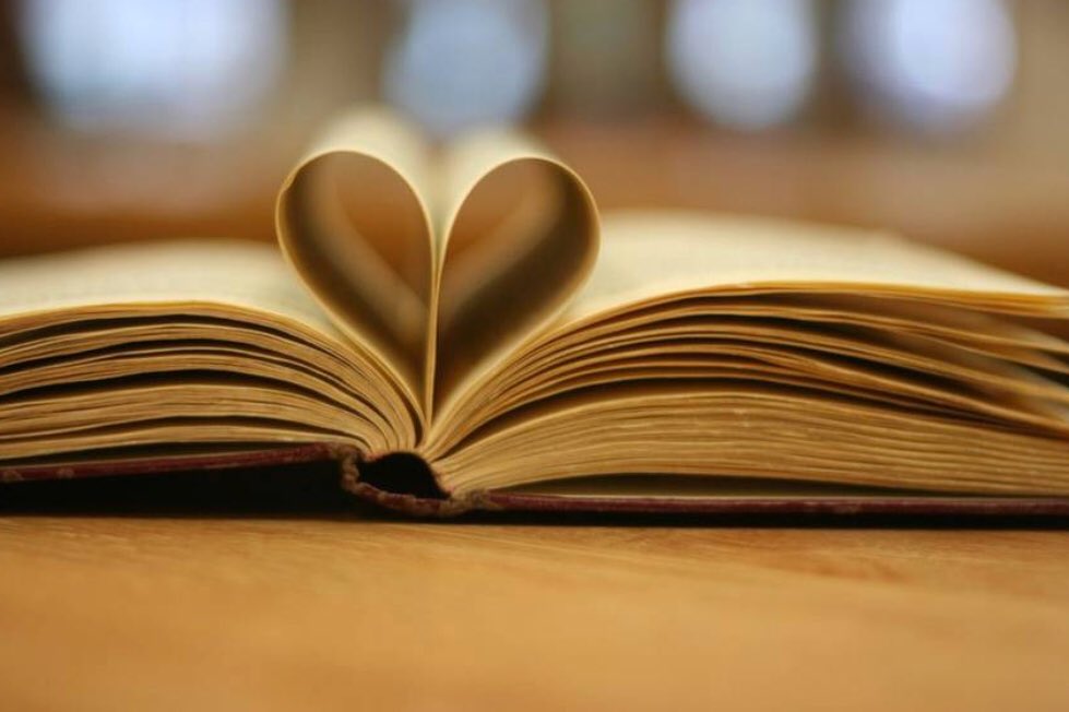 På torsdag 11 okt kl 16:30-17:30 håller vi mediateket på @stenkulaskolan öppet för vårdnadshavare som vill låna böcker med/ till sina barn. Sprid gärna info om detta! ☺️📚💚<a href="/MadsenMadsen4/">Annette Madsen</a>