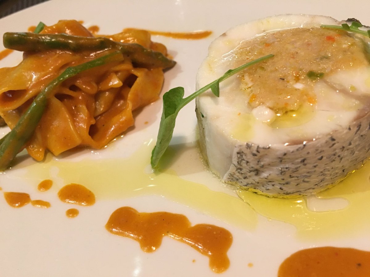 DonJuanAlemanes's tweet photo. Merluza de pincho rellena de txangurro con papardelles de mariscos.  Seguro que nos tienes por otro tipo de establecimiento .Vente a vernos a Don Juan ..... te va a gustar https://t.co/o8EZvvNA5Y