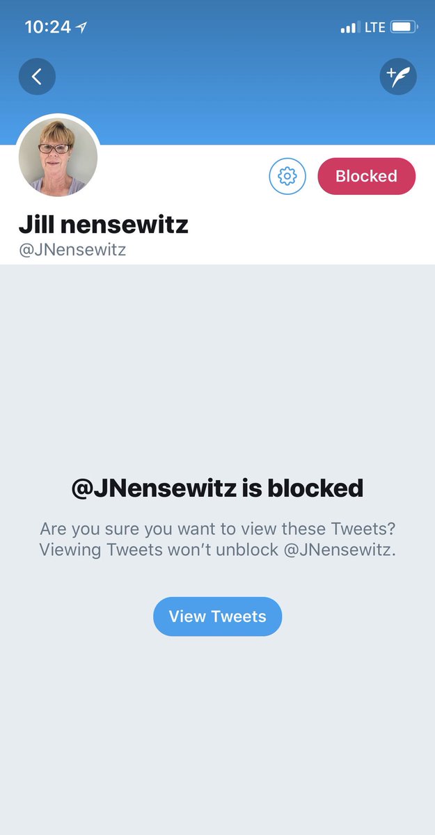 IF ANYONE OF YOU GUYS RECEIVE A MESSAGE FROM THIS PERSON ON TWITTER, BLOCK EM IMMEDIATELY, SHE IS A BOT RUNING A SCAM. DON’T FALL FOR THE SCAM DO NOT BELIEVE HER LIES.