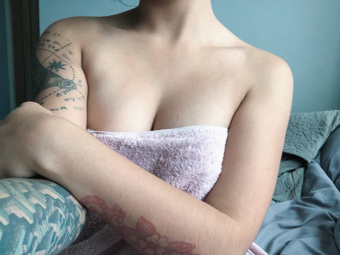 Hey https://t.co/kz6LR6oam6