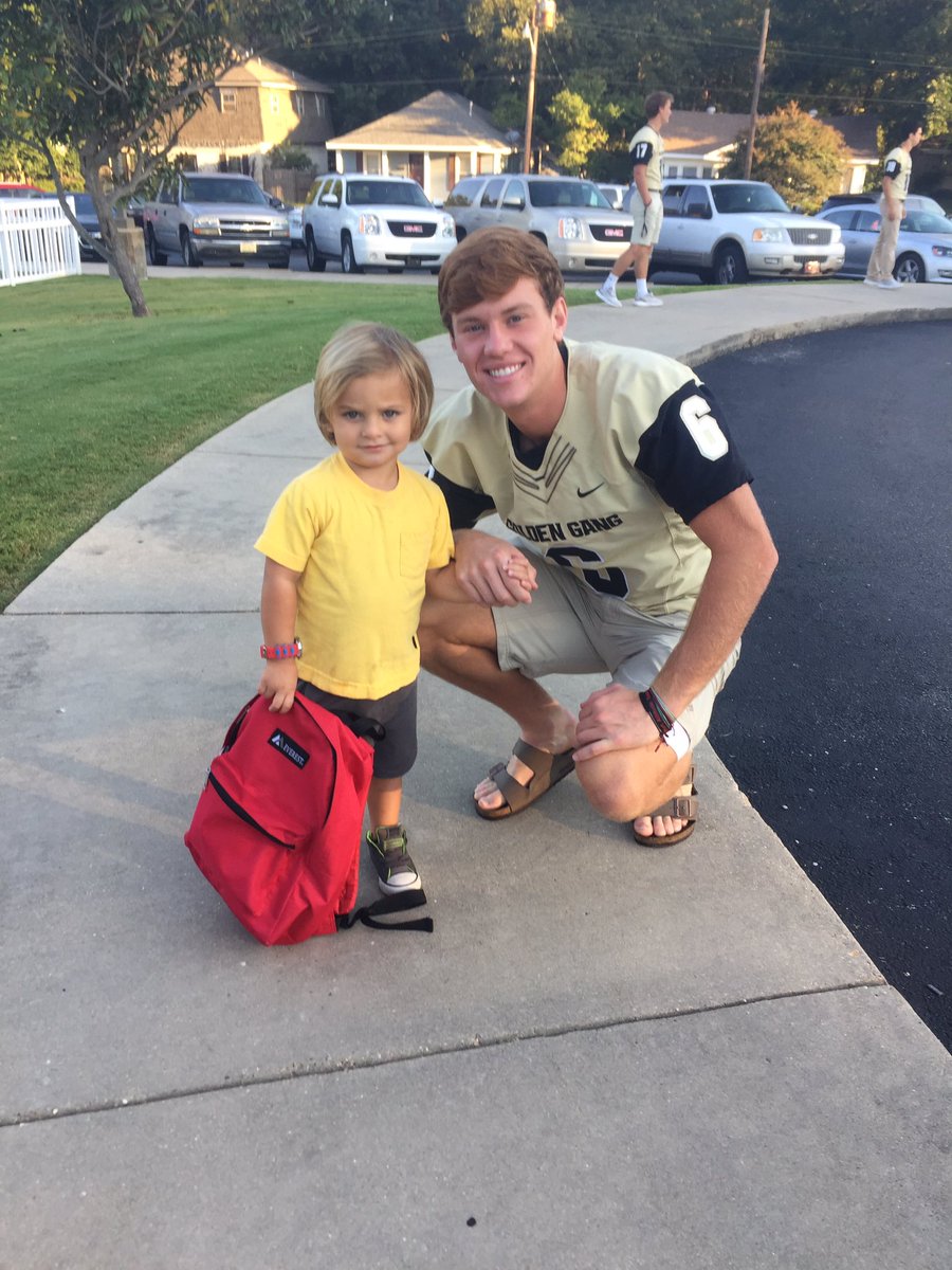 Randy_Coleman4's tweet photo. Great morning at @JPSHurricane Pre-K. We love our future Canes! #OTR https://t.co/a6jWaH8Xpn
