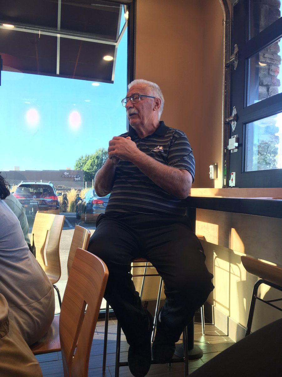 TinyStudioColl's tweet photo. Enlightening breakfast meeting with @EnglewoodCh #Colorado at @dunkindonuts. Great businesses. Great chamber. If you’re an @NewsEnglewoodCO business, check out https://t.co/llmGif4NKE https://t.co/rHQhGxjpoG