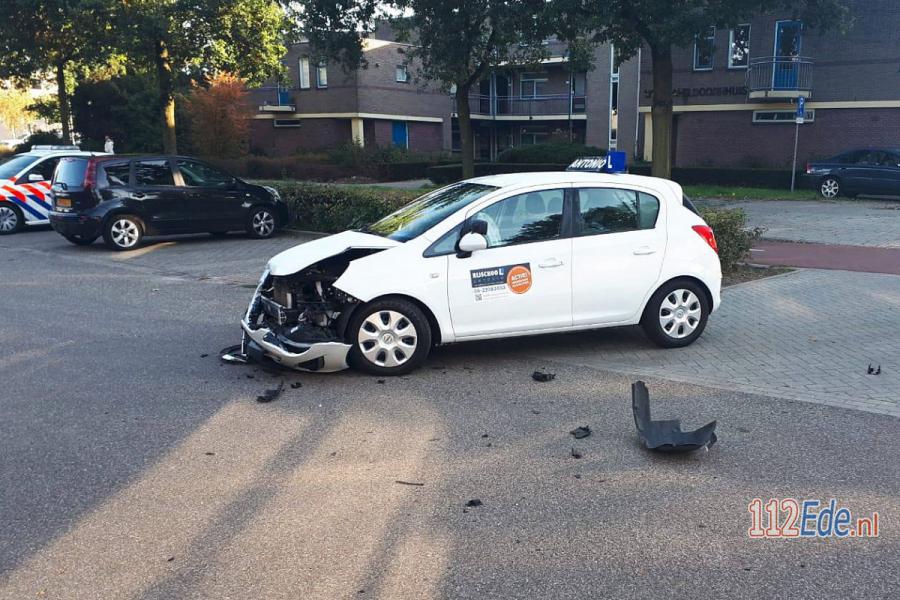 🚨 Automobilist gaat ervandoor na aanrijding met leswagen in #Ede 112.press/QmPft7 112Ede https://t.co/NKyqWHIMH7