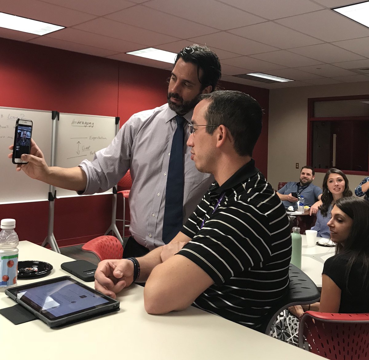 #InnovateCVSD <a href="/HampdenDragons/">🅷🅰🅼🅿🅳🅴🅽 🅴🅻🅴🅼🅴🅽🆃🅰🆁🆈</a> <a href="/Mr_d_Hampden/">Mario de La Barrera</a> with <a href="/gcouros/">George Couros</a>