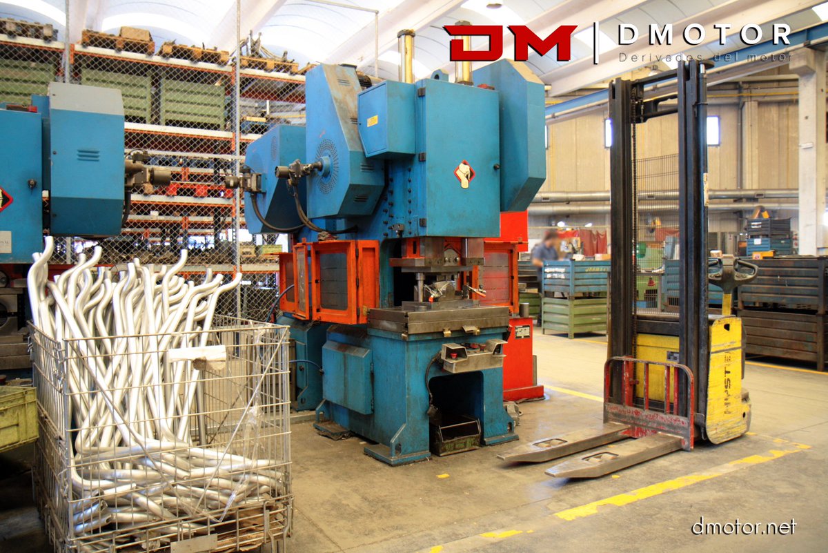 DerivadosDM's tweet photo. Estampación y embutición de metales en frío.
https://t.co/EpRGVlnOPJ
#bendingmachine #welding #soldando #weldporn #metal #metalworks #soldadura #trabajosconmetal #chasis #sierradecinta #tigweld #migwelding #motorcyclemaifolds #colectoresmoto #embutición #estampación https://t.co/eSLk1LDHVW
