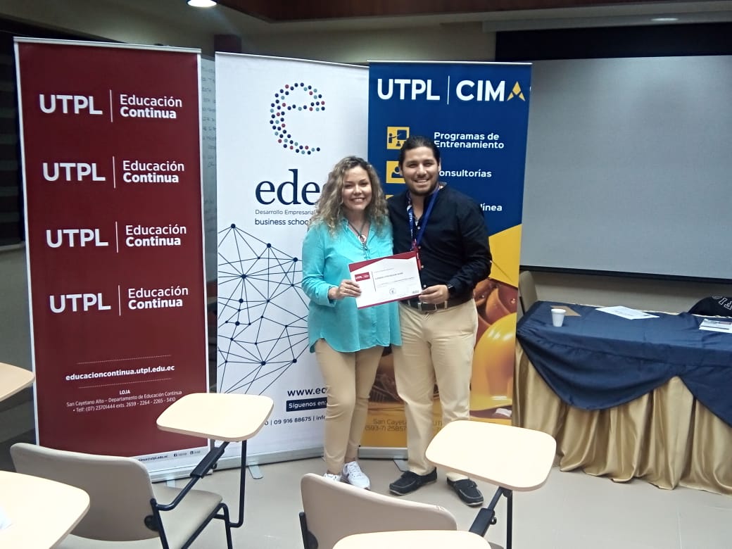 CIMALOJA's tweet photo. #UTPLCIMA forma parte del #CentroDeFormaciónPermanente de la #UTPL, en días anteriores para ellos se brindó el taller "Entrenamiento Integral Comercial". https://t.co/0rVzZpmmjI