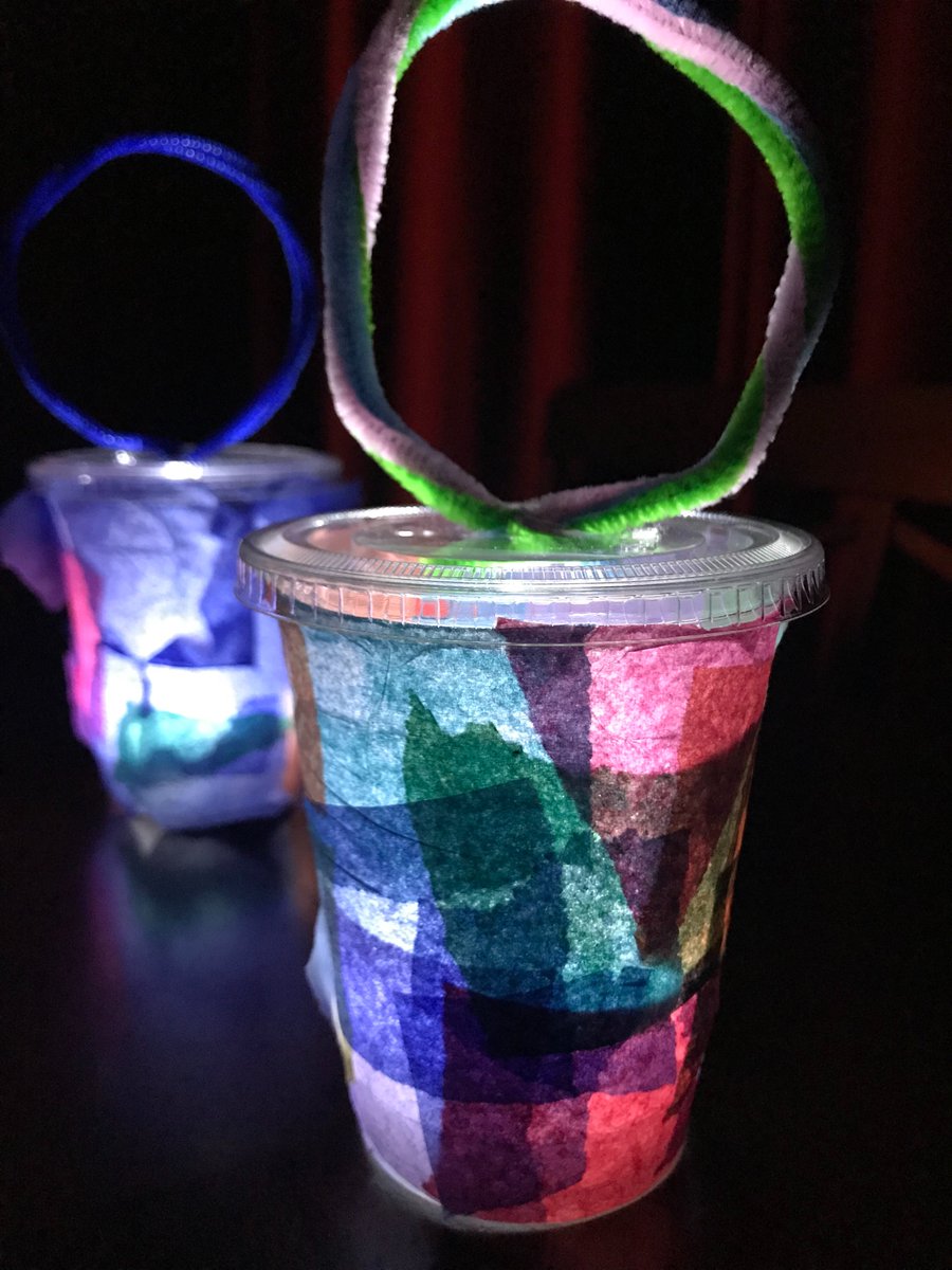 polyglotkiddos's tweet photo. Easy activity for Halloween - make a glowing lantern with kiddos for trick or treating (or for Halloween display!) - https://t.co/B4O4u3suHv https://t.co/OAPD8ZkVx7