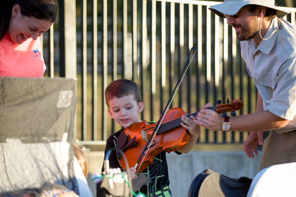 Let's creep it real, Tallahassee. We need 81 people to give $5 between today and Sunday to help us reach $2,000 (40%) of our total fundraising goal for Halloween Symphony Spooktacular! Have you give us "five" yet?

facebook.com/donate/6056051…