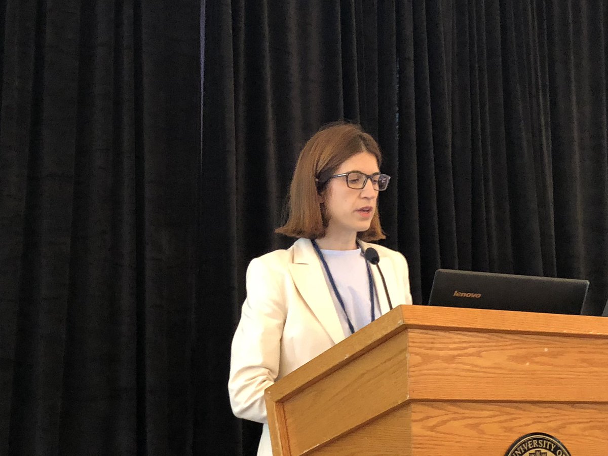 DKNYPitt's tweet photo. Carmen Lucena from Barcelona on cryobiopsy in #IPF. Should we? Will it replace VATS? On the flip side can we biopsy patients who may be riskier for VATS? #PILC2018 @jacobosellares https://t.co/7uV0lgAfQV