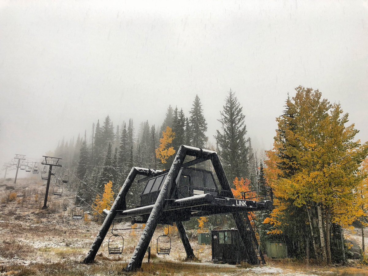 Current status at Solitude Mountain — SNOW! ❄️🌨❄️🌨 #SolitudeMountain #SkiUtah