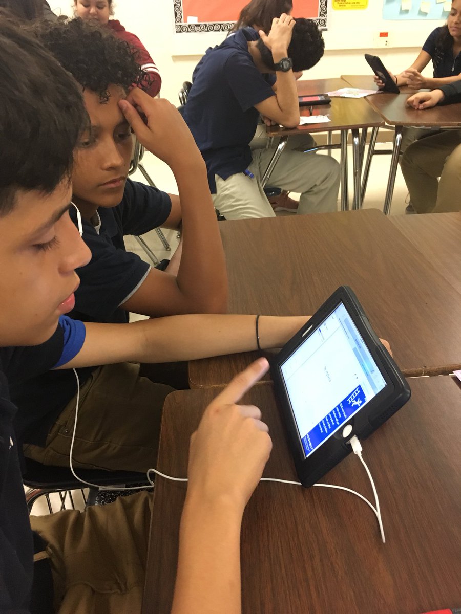 c_uresti's tweet photo. @NISDPatNeff Practicing verbs using quizlet!! Learning while having fun!!! https://t.co/A5TIsrHgO6