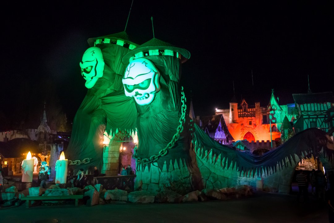 Peur sur le Parc débute demain ! Venez frissonner au Parc Astérix jusqu'au 4 novembre ! 👻🎃 #ParcAsterix #PeursurleParc