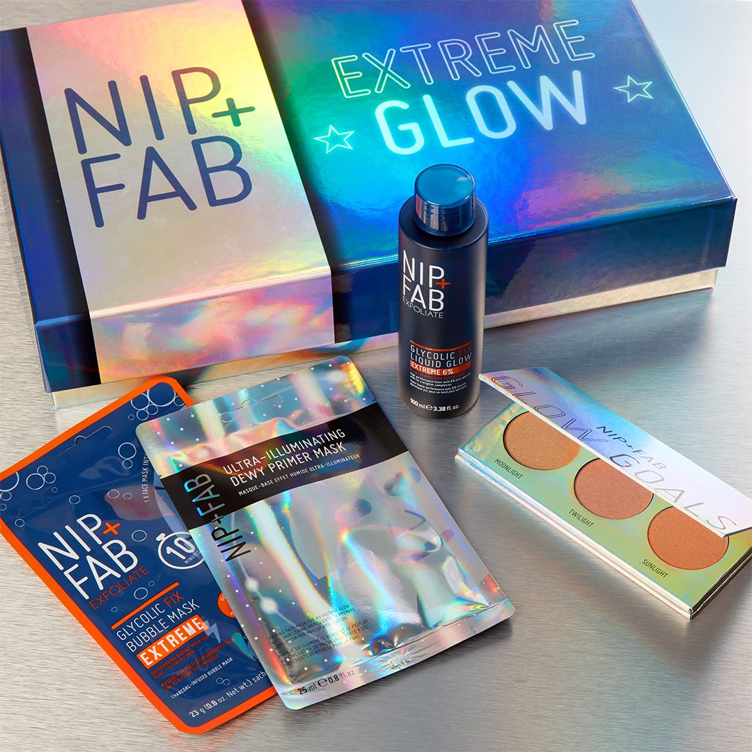 NipandFab's tweet photo. Glow baby glow ✨Right now you can grab our Extreme Glow Box for just £20 @BootsUK down from £45! What are you waiting for? https://t.co/pTtmiStI0w