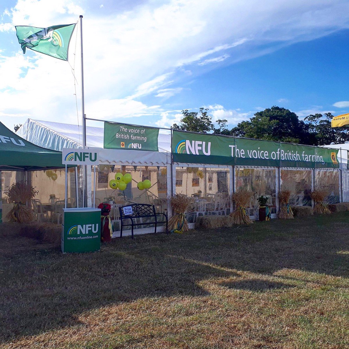 middevonshow's tweet photo. The NFU stand looking brilliant at this year’s show !
Picture thanks to the NFU team
#nfu #middevonshow #middevonshow2018 #tradestand #knightshayes #nationaltrust #tiverton #cullompton #crediton #middevon #devon #southwest #nationalfarmersunion #sw
@nfum_Tiverton https://t.co/ThHZHDx0ZP
