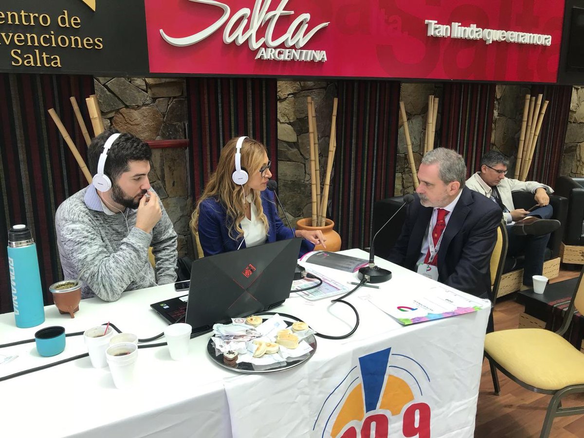 CumbrePP's tweet photo. La radio fm profesional fm 89.9 transmitió en vivo con su programa Hora Pico @cecidaltamura y @AJBaccaro en la #CMPP https://t.co/U675zVKWVd