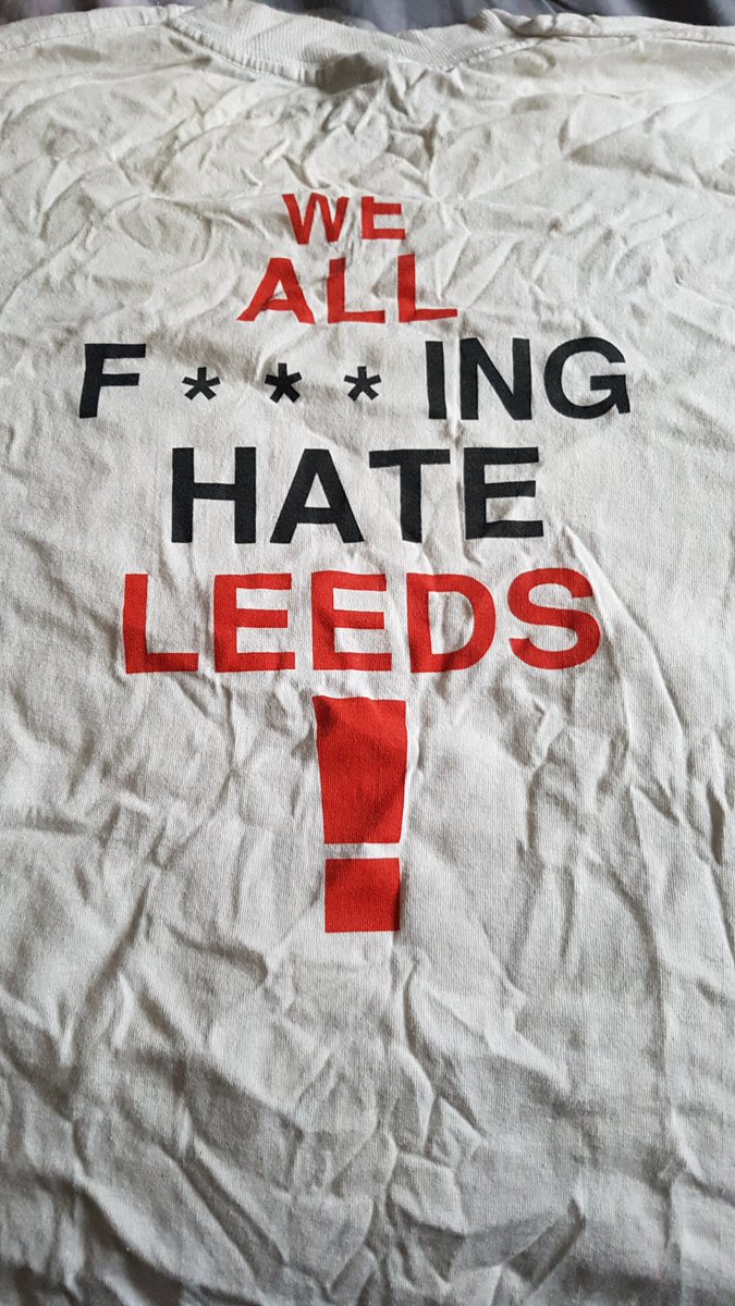 chunky_mufc's tweet image. Marvellous what you find in the loft. Too scared to wash or iron it. Great times and great away&apos;s too. #wahls