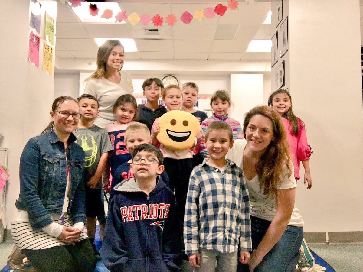 What will your act of kindness be today? #WorldSmileDay2018 <a href="/Ms_Andrews_/">Miss Andrews</a> @milfordmemorial