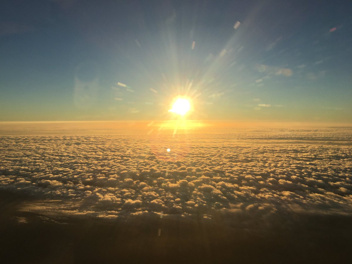 NateAbelFlyClub's tweet photo. Flying Fun Friday!! Willy took a sunrise flight west of Fort Worth!! #Youcanfly #stratusspotting #flywithaopa #n6271e #untouchedphoto #privatepilots #cessna172 #straighttailcessna @AOPA @Appareo_ @EAA @Cessna @cmgaero @genavnews https://t.co/sB1qlxGd5S
