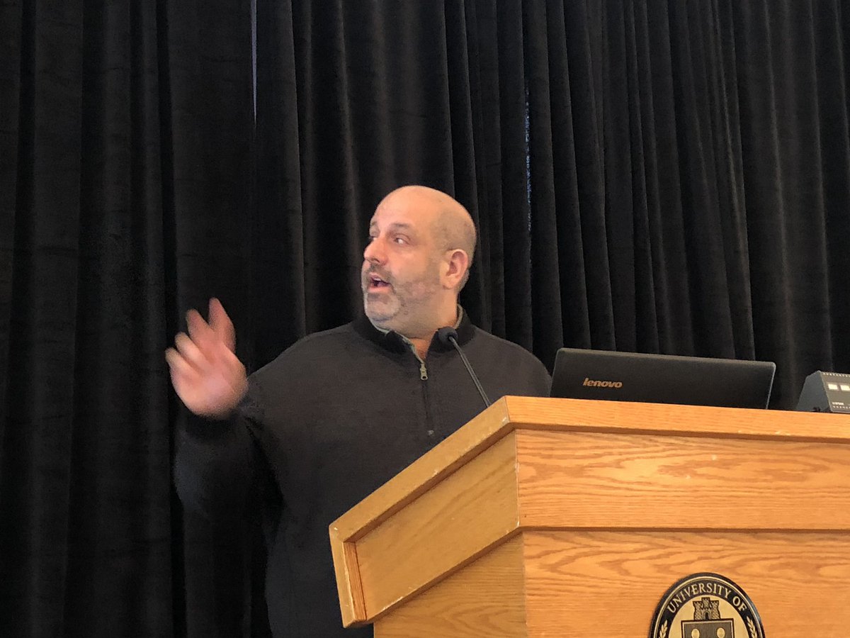 DKNYPitt's tweet photo. Left heart cath by Bronchoscopy? Great talk by Lonny Yarmus. No complications on a plaque. #PILC2018 https://t.co/SdYHa4VkfF