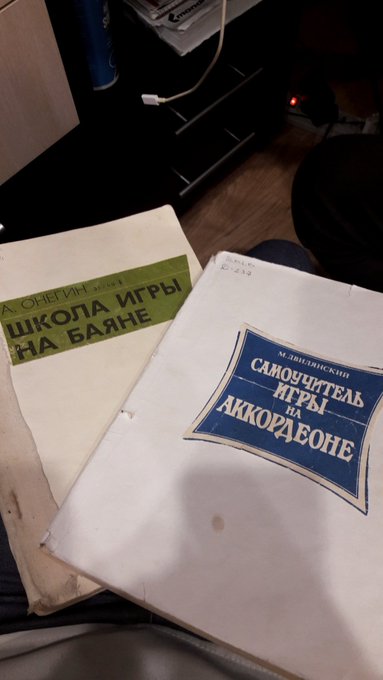 Что там по баянистам?)) https://t.co/5GBIZIuW0d<a href="/tag/%D1%84%D1%85%D0%B8%D0%BC%D0%BE"class="tags"><span>#фхимо</span></a>