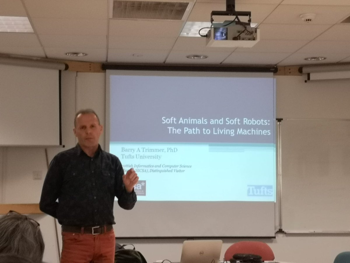 UofGSMB's tweet photo. Dr Barry Trimmer from the @TuftsUniversity gave an excellent talk on how the #neuromechanics and #biomechanics of soft insects can inspire the creation of soft robots which can be developed for a multitude of benefits and real world uses. #softrobotics #insectinspiration https://t.co/kTjiNceGLe