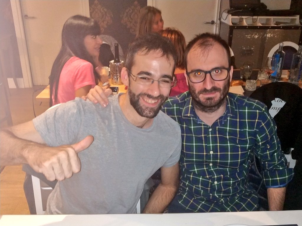 NettDigital's tweet photo. #NETTeam su esfuerzo, implicación, positividad y trabajo en equipo, hacen que se traduzca en grandes resultados, el cumplir los sueños de #TalentosDigitales mediante #BecaTALENTic #ComidaNETT https://t.co/4FWuvsHnzx