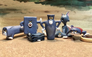 いろんなトムがかわいい トムとジェリー の変形したトムを立体化した作品が笑ってしまうクオリティー ねとらぼ