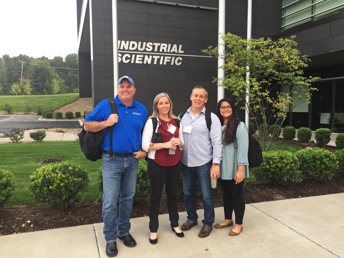 GordianCompany's tweet photo. We embraced Kaizen &amp; continuous improvement during our initiation into Fortive Business System training this week at @IndSci_Corp. #Gordianites started with a blank slate &amp; immersed themselves in problem solving to better meet our clients' needs. #FBSFriday #ForYouForUsForGrowth https://t.co/2uQUTM1DL8
