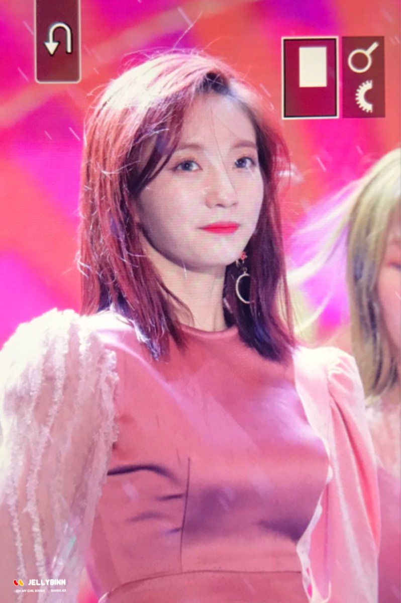 181005 청원 생명축제 

물의 정령, 바람의 여신

#오마이걸 #비니 #배유빈 
#OHMYGIRL #ビニ #オマゴル 

<a href="/WM_OHMYGIRL/">오마이걸 (OH MY GIRL)</a>