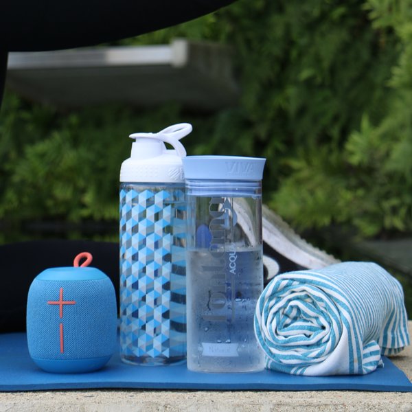 Muchas cosas en la vida son perfectas, pero si además, le sumas un sorbo de <a href="/acquafontana/">Acqua Fontana</a> después del ejercicio es doblemente perfecta.
Haz tu vida más natural, únete a la perfección e innovación más pura del H2O
#VIDA + #PURA