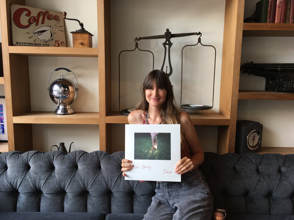 cascine_'s tweet photo. .@erika_spring’s Scars EP greets the world today. In the 5 songs she shares her personal experience with motherhood and loss, emerging stronger and transformed. Take a deep dive. 🌹

https://t.co/z54FgkA4TE https://t.co/Wl8mILYXAM